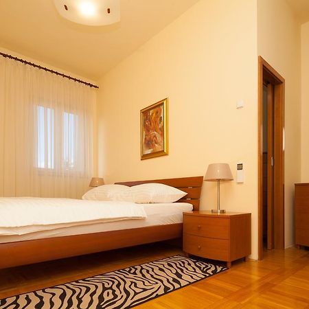 Apartment Niki Zára Kültér fotó