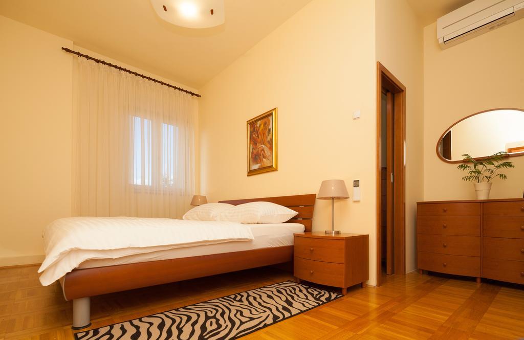 Apartment Niki Zára Kültér fotó